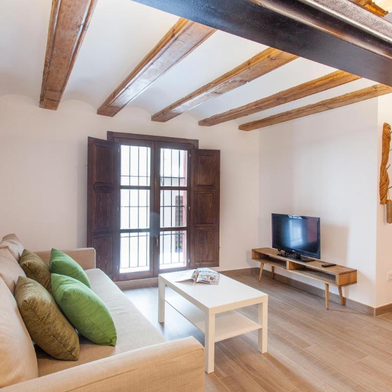 ApartUP Central Market II - One-Bedroom Apartment - 5