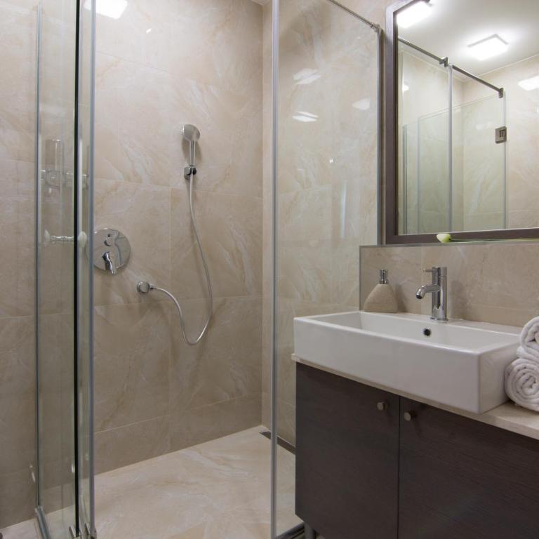 Omia - Deluks Trokrevetna Soba - 2