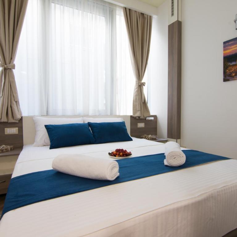 Omia - Deluks Dvokrevetna Soba sa Bračnim Krevetom - 2