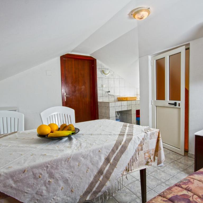 Apartments Dalila - Porodična Soba sa Balkonom - Potkrovlje - 3