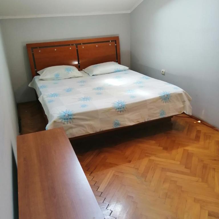 Centar Budva - Two-Bedroom Apartment - 7