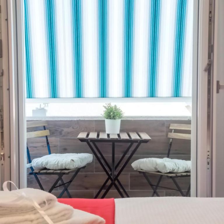Kerbaker 14 - Double or Twin Room with Private Bathroom - 7