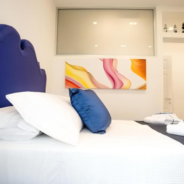 Kerbaker 14 - Double or Twin Room with Private Bathroom - 13