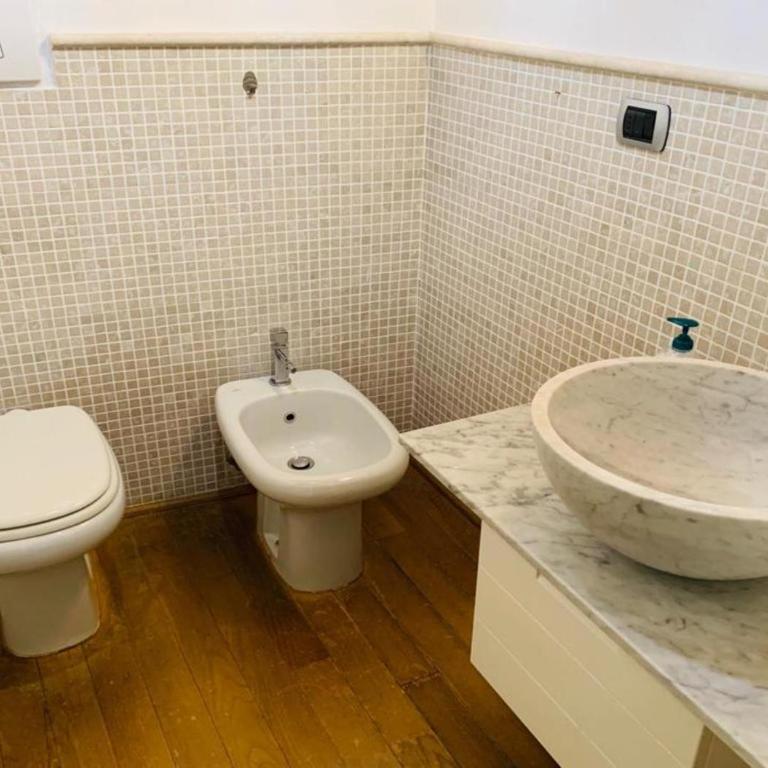 whouse suite GOLD TOWERS - One-Bedroom Apartment - 11