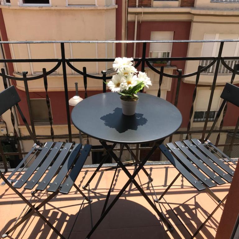 Apartamentos Logroño centro, TIC TAC, wifi - Apartamento con balcón - 13