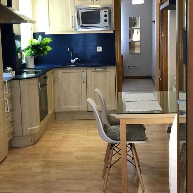 Apartamentos Logroño centro, TIC TAC, wifi - Apartamento con balcón - 15