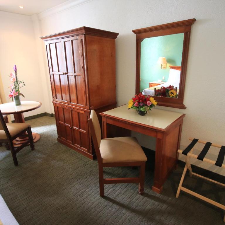 Hotel Maria Cristina - Habitación Doble Deluxe - 2 camas - 3
