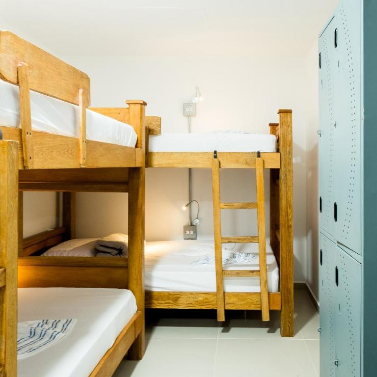 Medellin Backpacker Hostel - Bunk Bed in Mixed Dormitory Room - 1