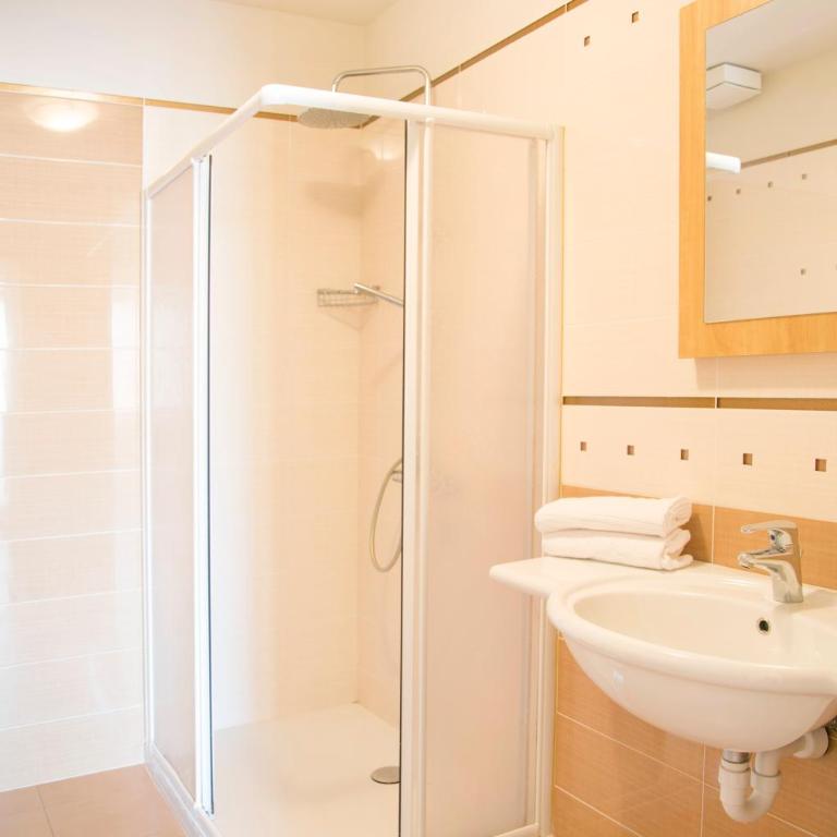 Hotel Meeting - Appartamento con 1 Camera da Letto - Dependance - 1