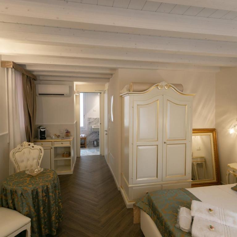 Ca' Vittoria Boutique House ApartSuite Chioggia - Suite Deluxe - 7