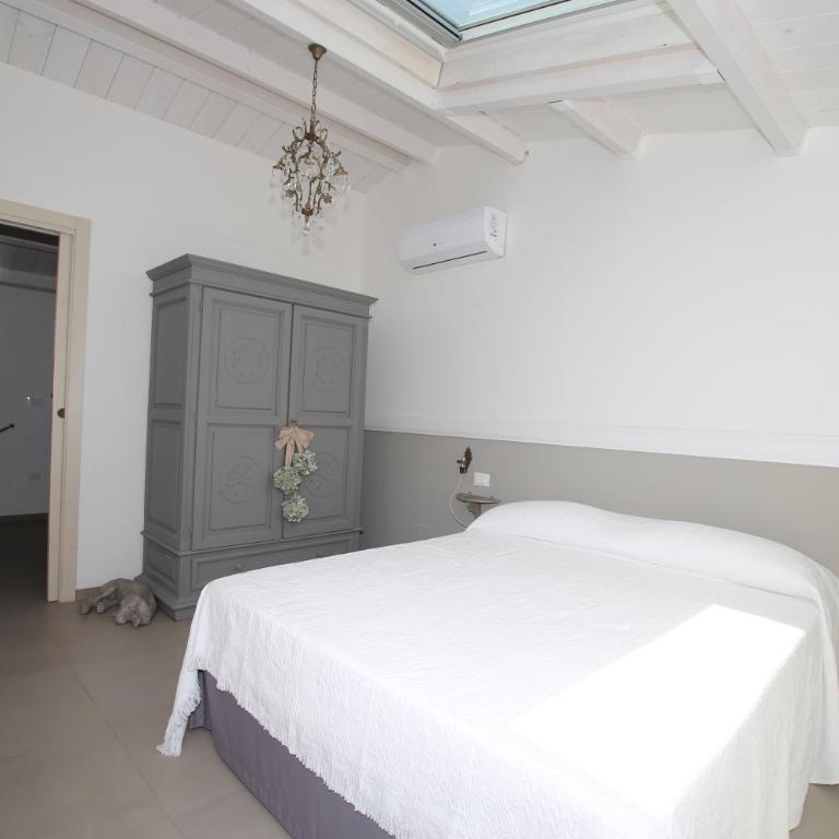 Don Alfredo - Deluxe Suite with Sea View - 8