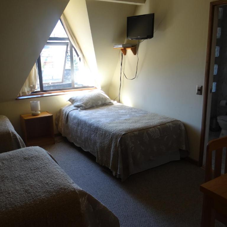 Hotel Seminario - Standard Quadruple Room - 2
