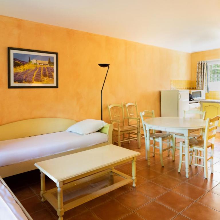 SOWELL RESIDENCES Les Mazets - Villa 2 Chambres - 17