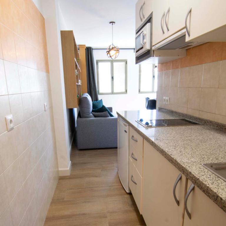 Letmalaga Merced Market - Apartment mit Terrasse - 21