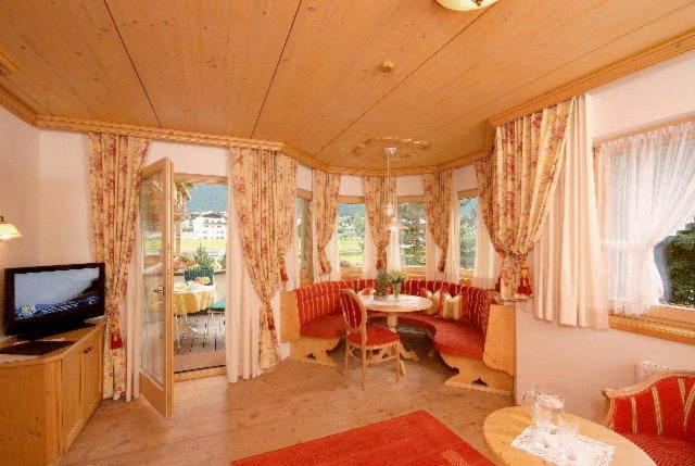 Hotel Garni Glockenstuhl - Suite - 1