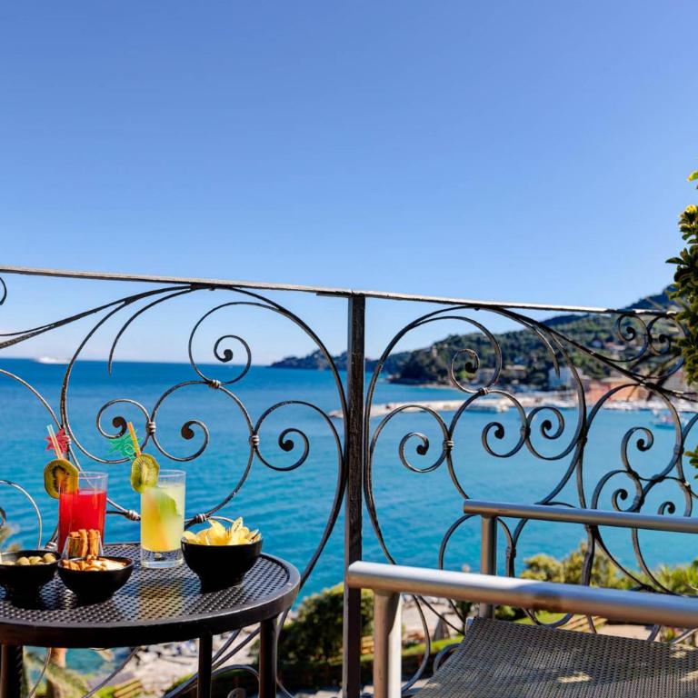 Hotel Continental - Camera Panoramic Matrimoniale/Doppia con Letti Singoli - 2