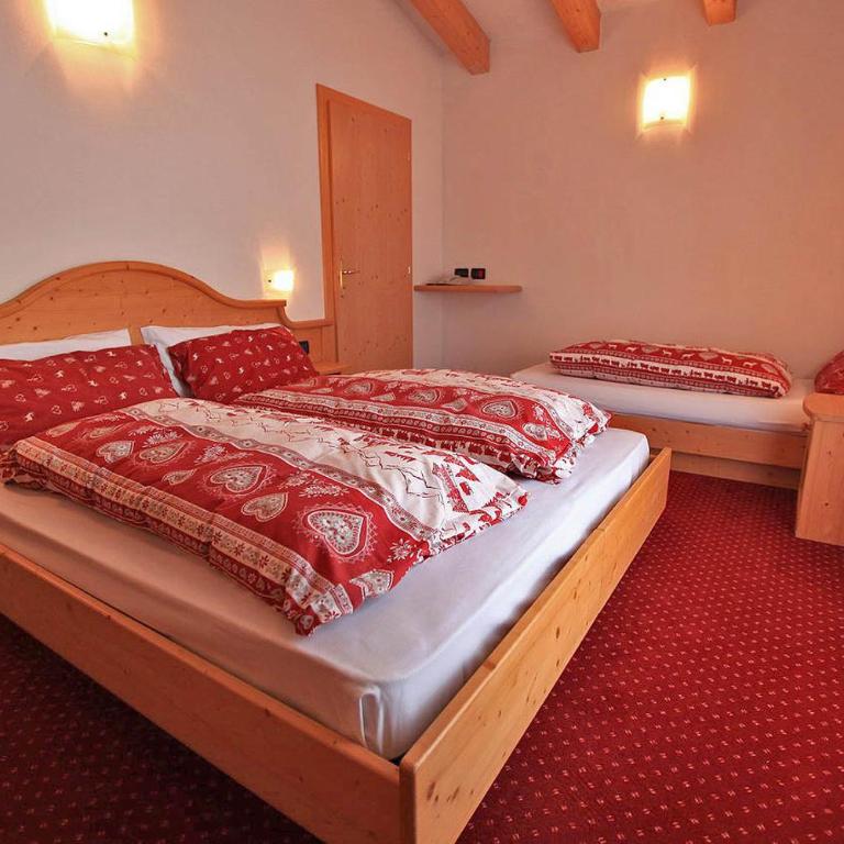 Hotel Vigo - Camera Tripla Comfort - 2