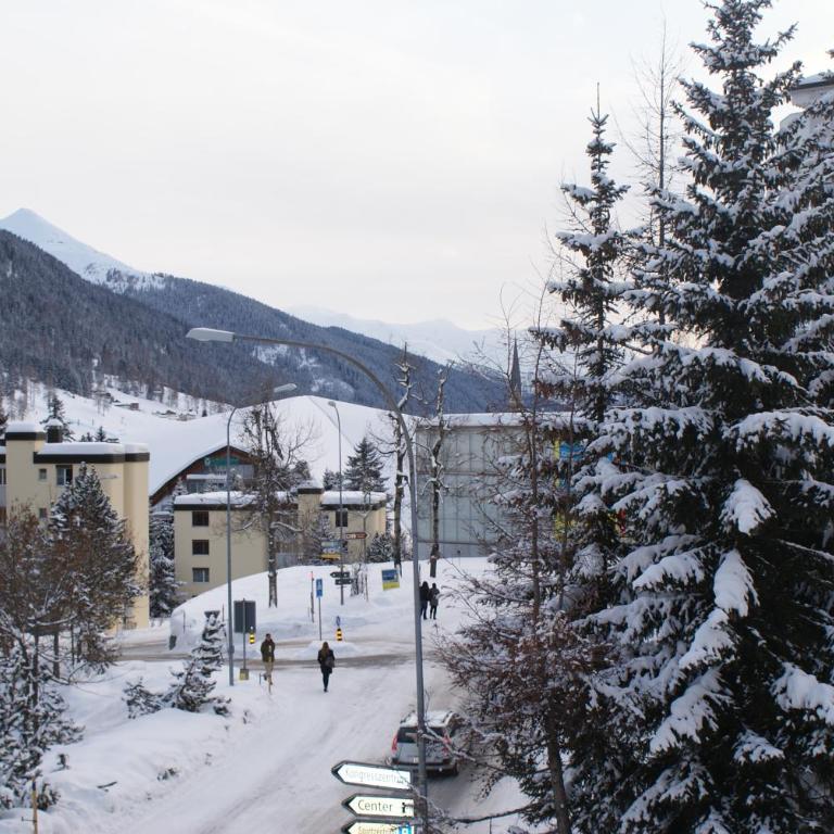 Des Alpes - Apartment mit 1 Schlafzimmer, Balkon und Bergblick - 18