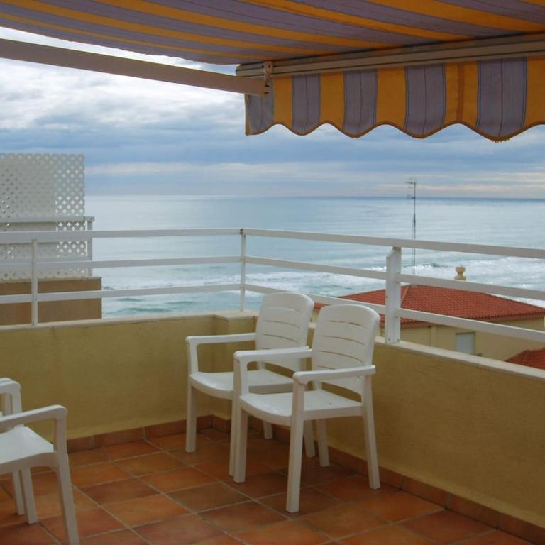 PRECIOSO ÁTICO CON AIRE ACONDICIONADO y PISCINA - Apartamento de 2 dormitorios - 19
