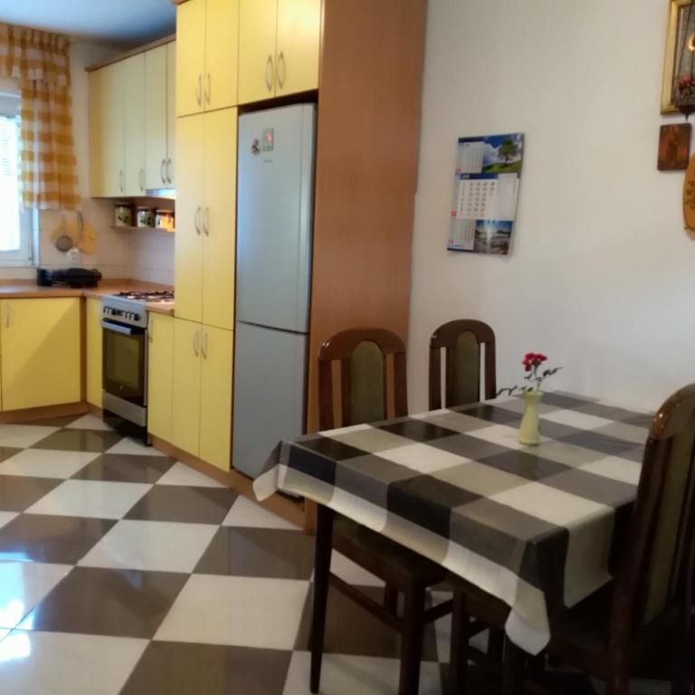 Apartmani Jovanovic - Komfor Studio s Terasom i Sopstvenim Spoljnim Kupatilom - 6