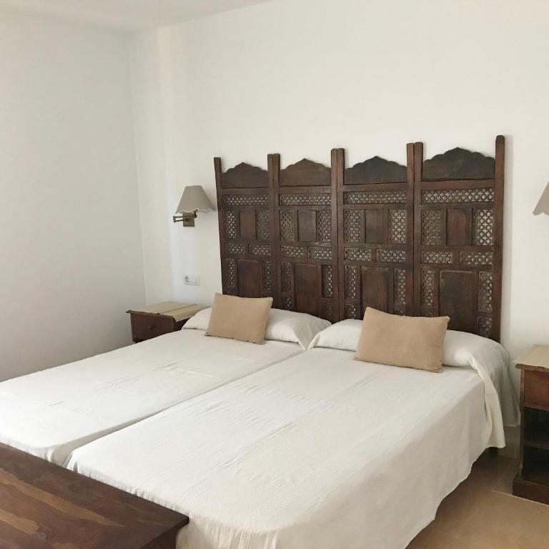 MY PRETTY HOME - Lovely and spacious surrounded by tropical gardens - private covered and uncovered terrace - pool - parking - FREE FIBRE OPTIC INTERNET - Apartamento con vistas a la piscina - 4
