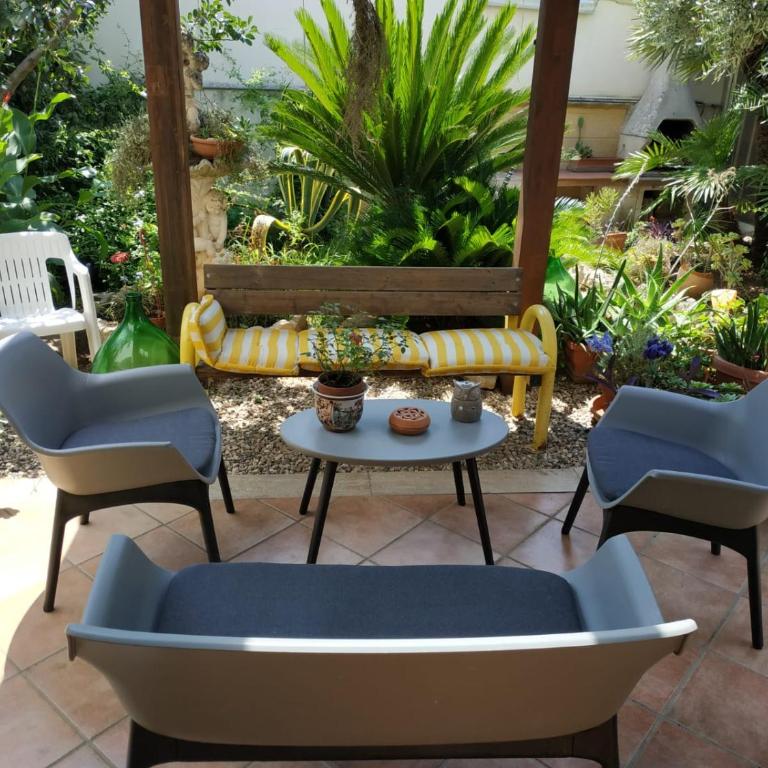 B&B Tra i mari del Salento - Chambre Quadruple avec Salle de Bains Privative Séparée - 1