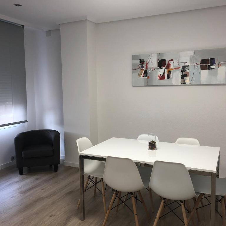 Garden Turia Downtown - Deluxe Apartment - 11