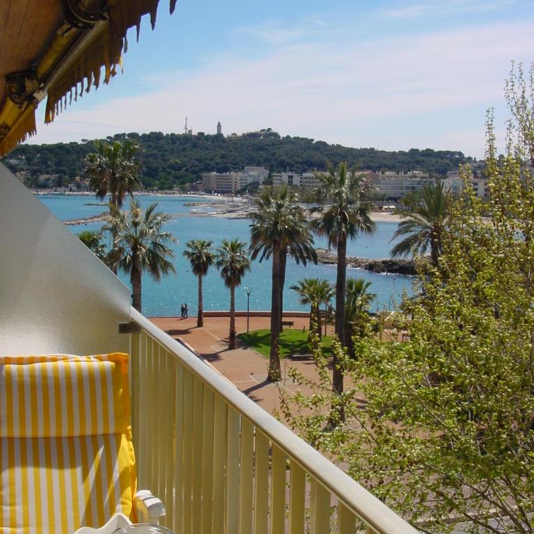 STUDIO STANDING BORD DE MER ET VUE - Appartement - Vue sur Mer - 1