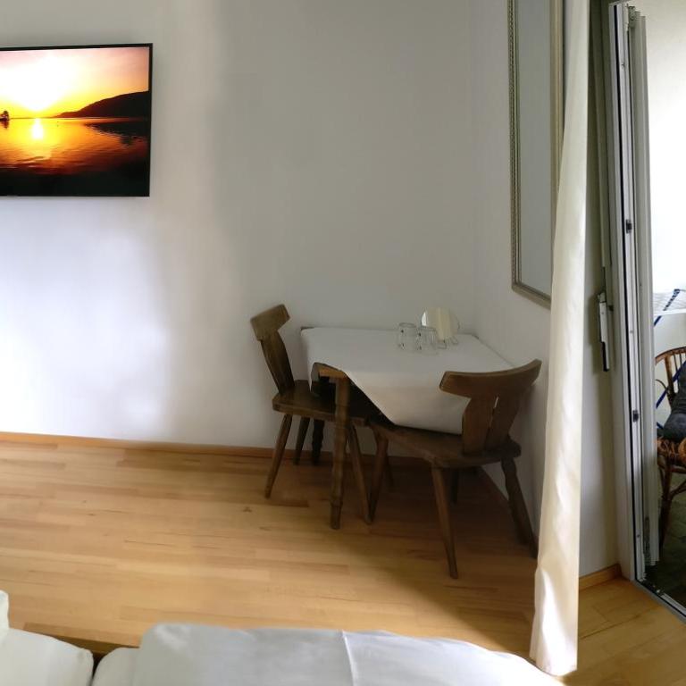 Hotel Garni Seerösl am Wörthersee , Kärnten - Doppelzimmer mit Balkon - 2
