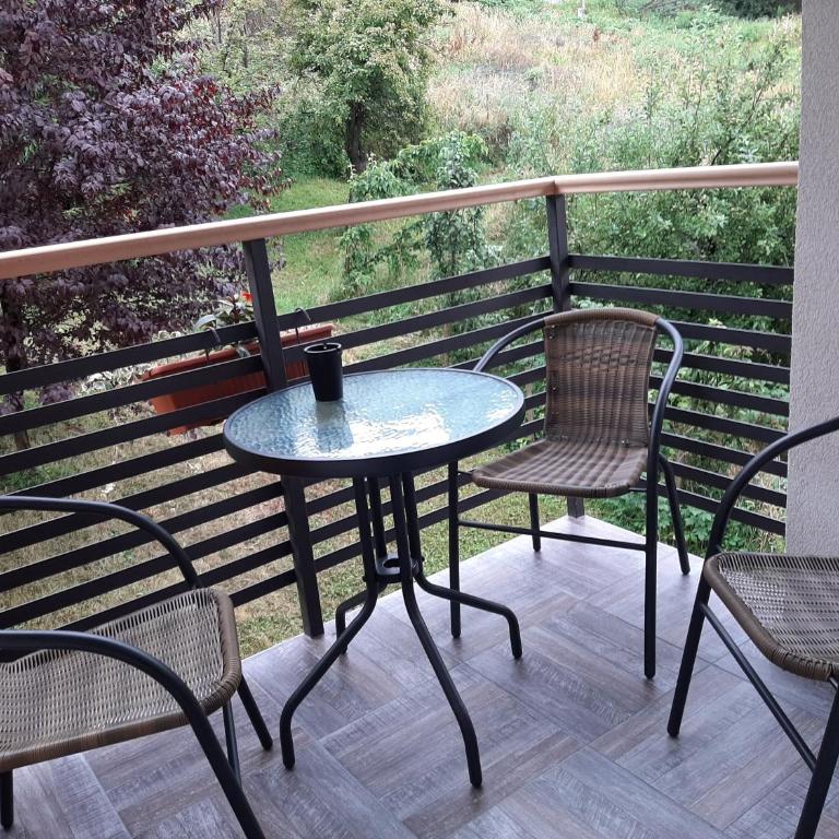 Guesthouse Hill - Dvokrevetna Soba sa Zasebnim Krevetima i Pogledom na Vrt - 2