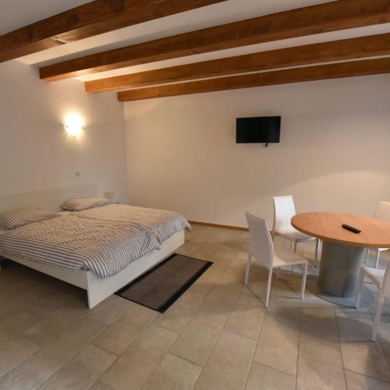 Agriturismo Kralj - Camera Doppia con Letti Singoli con Letto Supplementare - 5