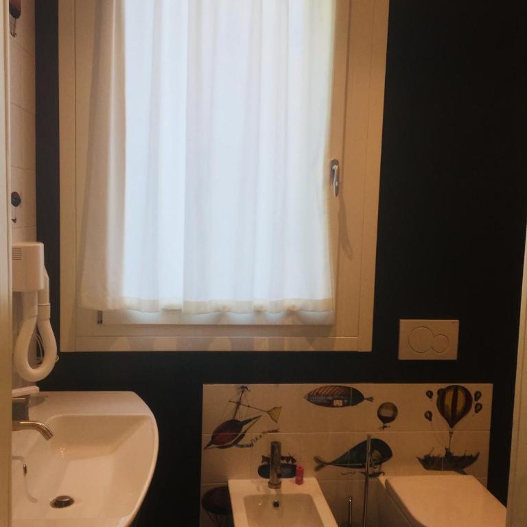 FRich B&B - Camera Matrimoniale con Bagno Privato - 6