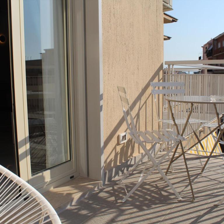 Milazzo Aeolian Sea Port B&B - Camera Matrimoniale Deluxe - 1