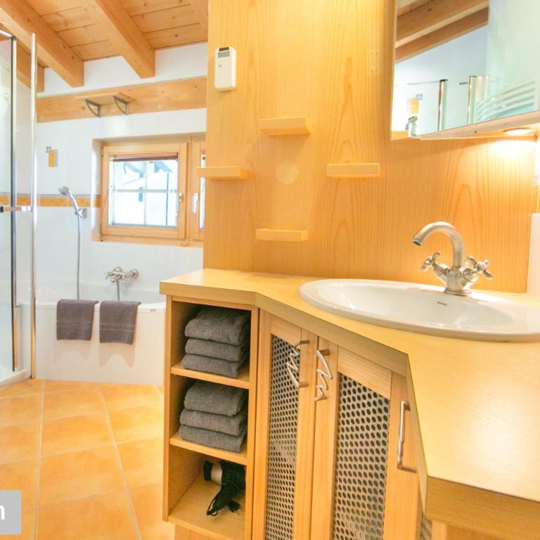 Hotel Adonis - Maisonette-Apartment mit 2 Schlafzimmern (4 Erwachsene) zur Selbstverpflegung - 8