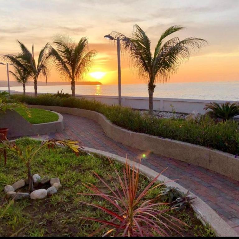 Departamento Frente al Mar -MANTA - Apartamento con vistas al mar - 68