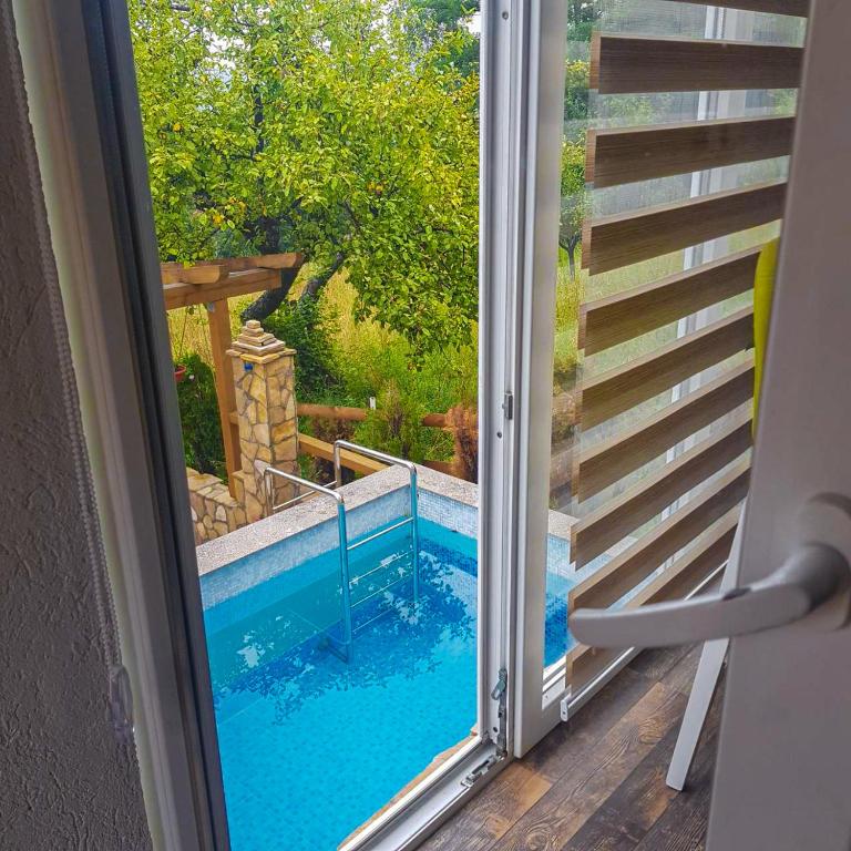 Apartment Little Paradise - Apartment with Pool View - 26