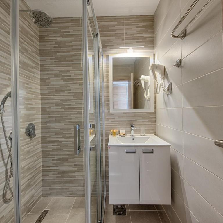 Hotel Obala - Apartman sa 1 Spavaćom Sobom - 10