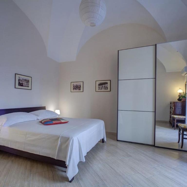 Sant'Anna house: nel cuore della Catania antica! - One-Bedroom Apartment - 1