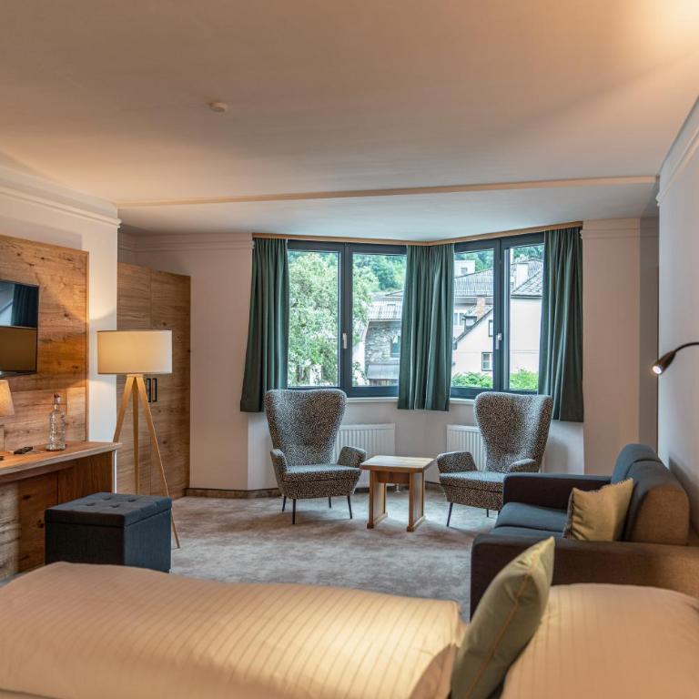 Stadtvilla Schladming Boutiquehotel - Deluxe Doppelzimmer mit Stadtblick - 1