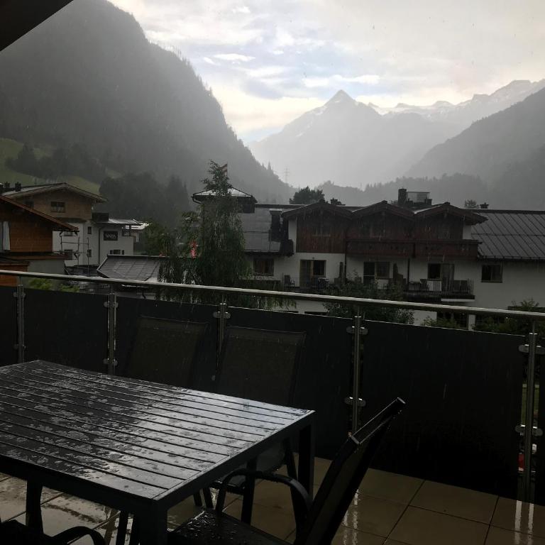Art Apart Nomay Summercard Blick Top of Salzburg - Penthouse-Apartment - 7