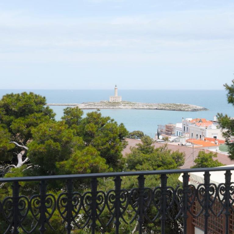 Dimora Cummà Marì - Camera Matrimoniale Deluxe con Vista Mare e Balcone - 7