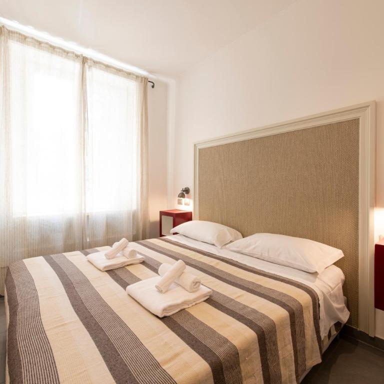 Guest House Al Conservatorio - Camera Superior Matrimoniale/Doppia con Letti Singoli - 1