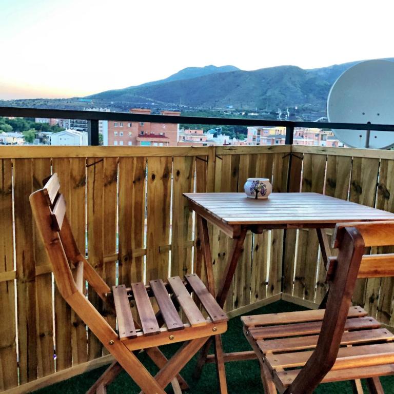City Central Upper Floor Sunny Terrace - Apartamento Estudio - 18