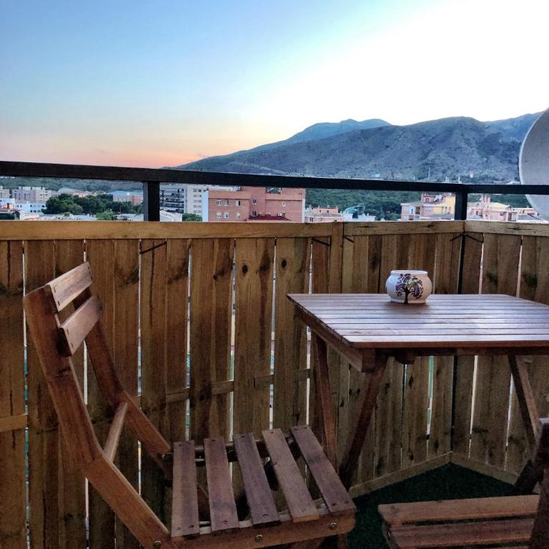 City Central Upper Floor Sunny Terrace - Apartamento Estudio - 19