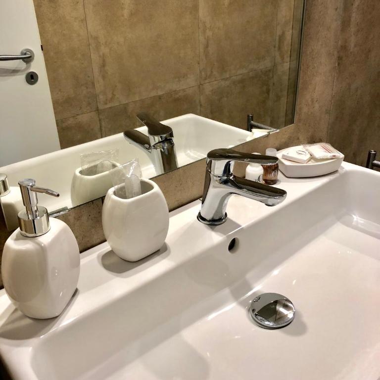 B&B Doralice - Double Room with Balcony - 21
