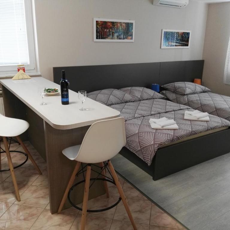 Apartmani Janjic - Studio Apartment - 24