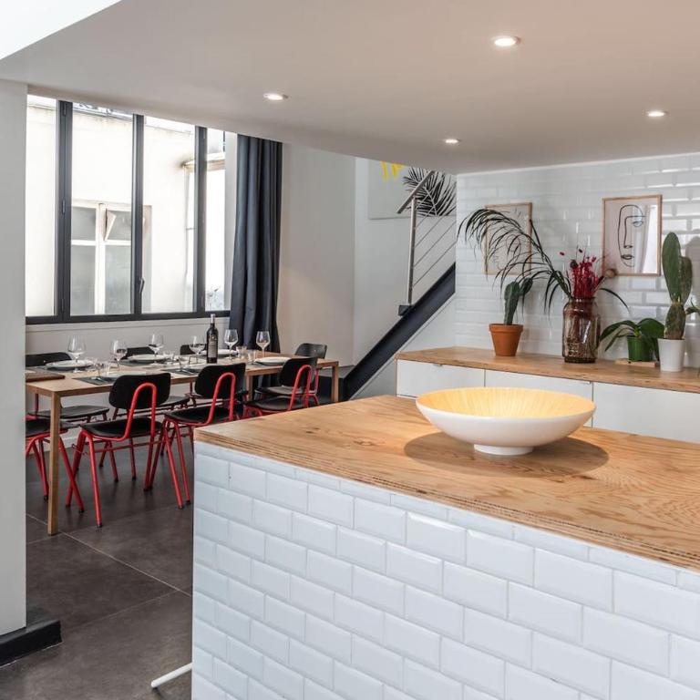 Outstanding Artist Loft - 6 guests - Marais and Canal - Appartement 2 Chambres - 14