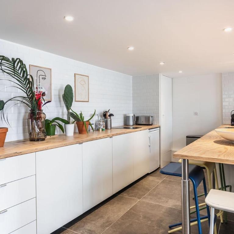 Outstanding Artist Loft - 6 guests - Marais and Canal - Appartement 2 Chambres - 18