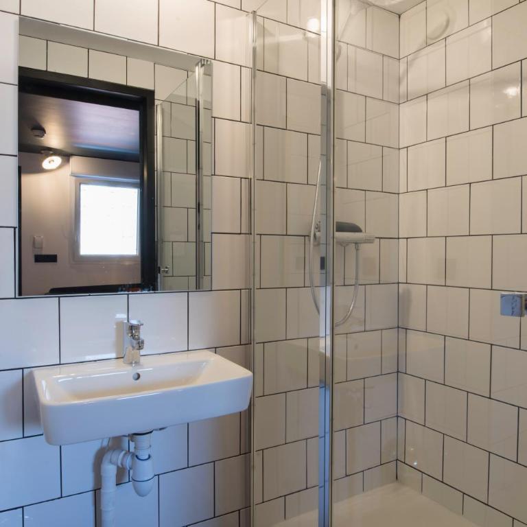 Eklo Hotels Bordeaux Centre Bastide - Eklo Compact - 2