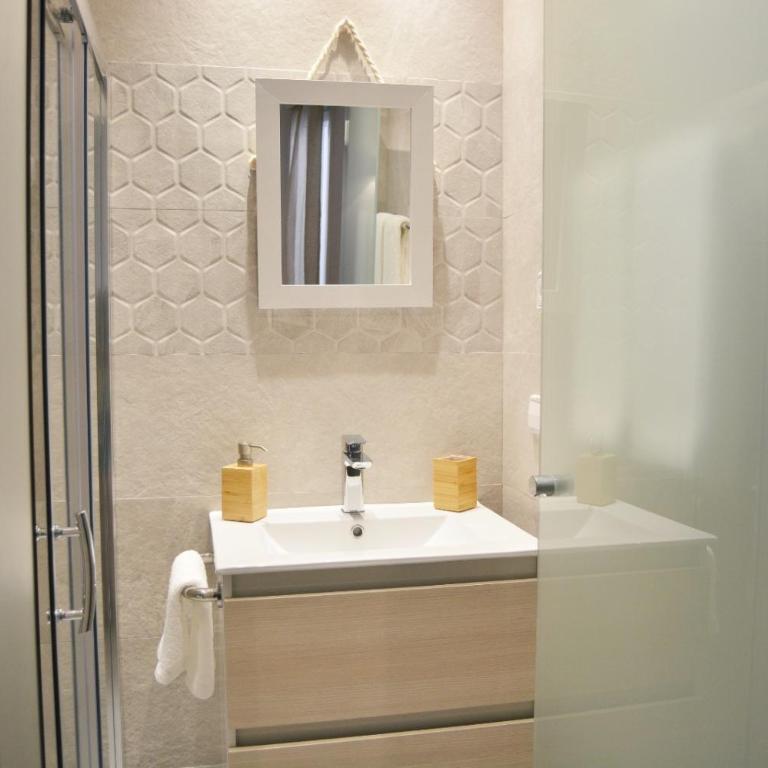 Beach House Can Picafort - Three-Bedroom House - 9